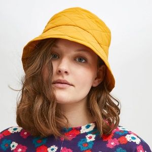 NWT Compañía Fantástica Quilted Bucket Hat in Mustard